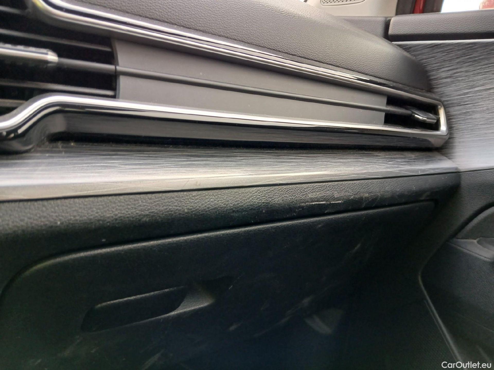 KIA  Sportage KIA  / 2022 / 5P / todoterreno 1.6 T-GDi MHEV 110kW (150CV) Drive 4x2 (AC2) #1