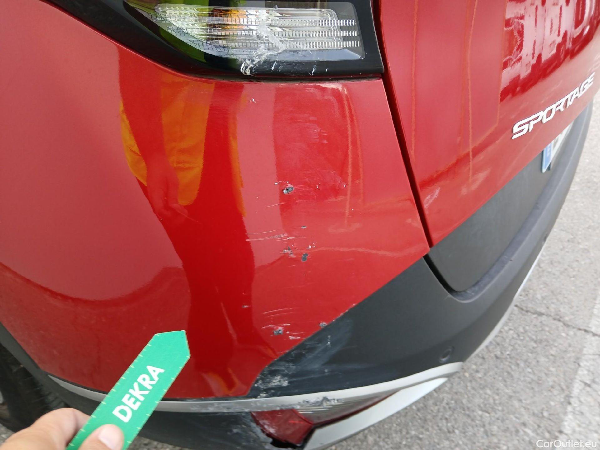 KIA  Sportage KIA  / 2022 / 5P / todoterreno 1.6 T-GDi MHEV 110kW (150CV) Drive 4x2 (AC2) #25