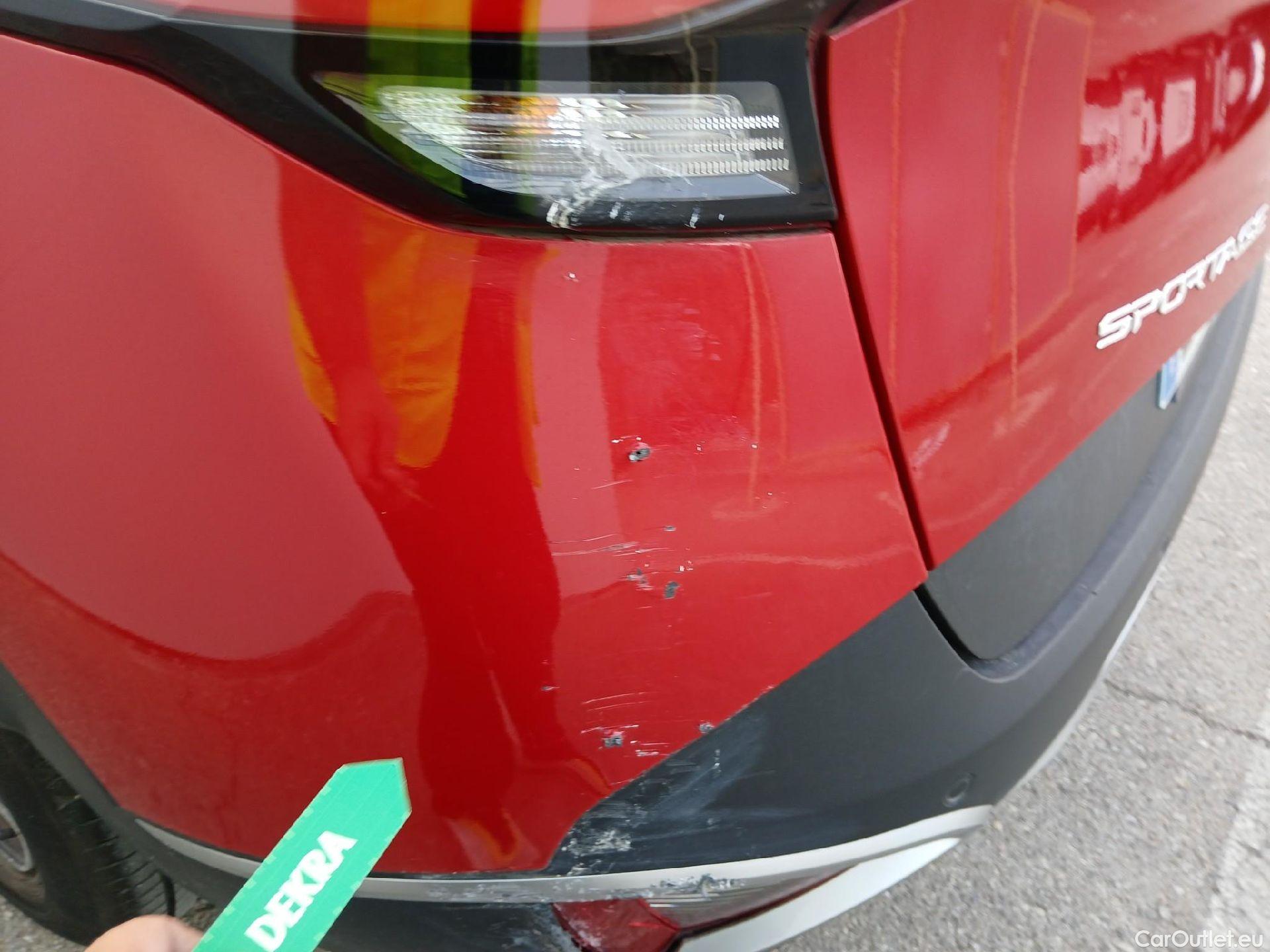 KIA  Sportage KIA  / 2022 / 5P / todoterreno 1.6 T-GDi MHEV 110kW (150CV) Drive 4x2 (AC2) #24