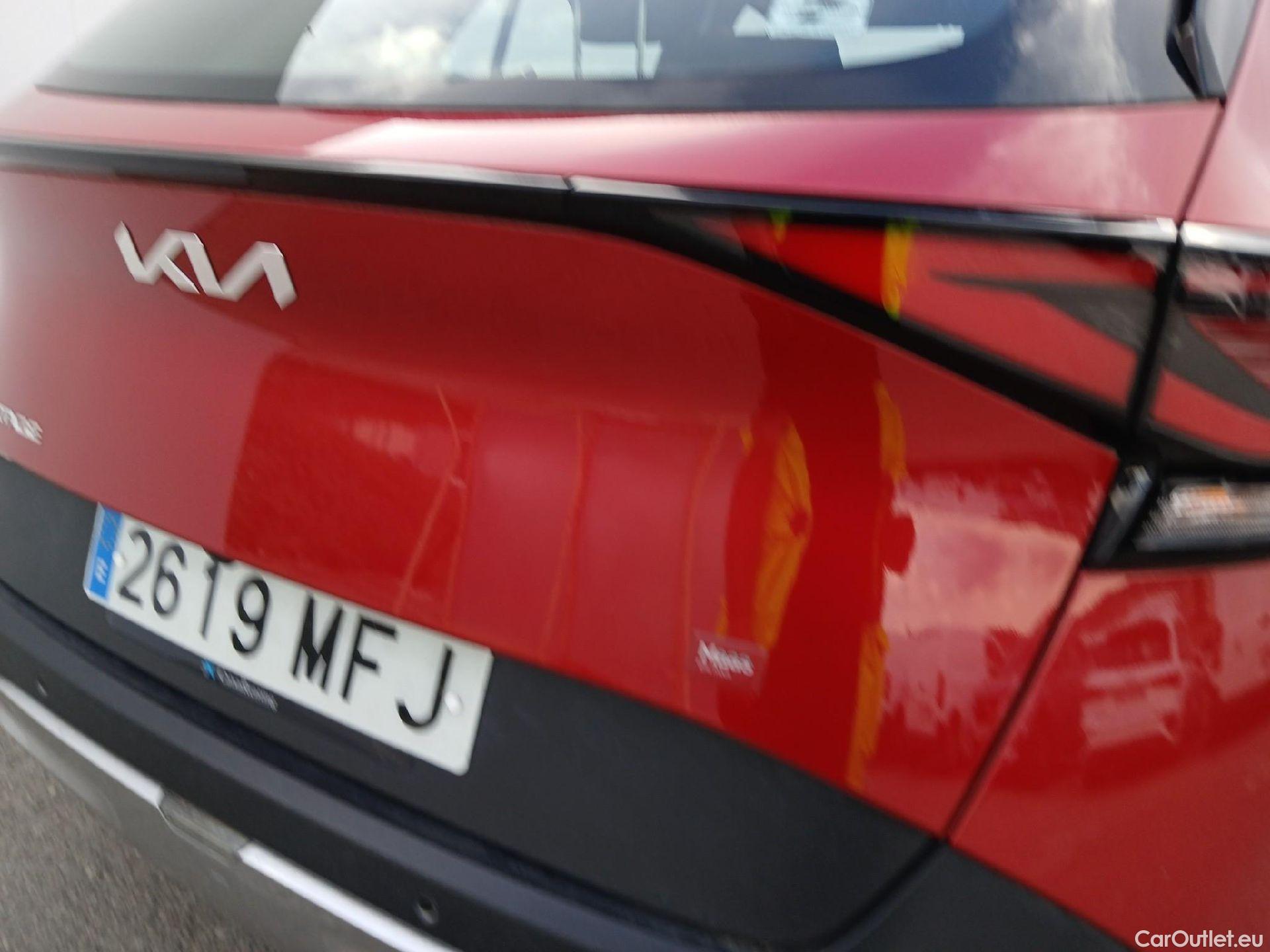 KIA  Sportage KIA  / 2022 / 5P / todoterreno 1.6 T-GDi MHEV 110kW (150CV) Drive 4x2 (AC2) #35