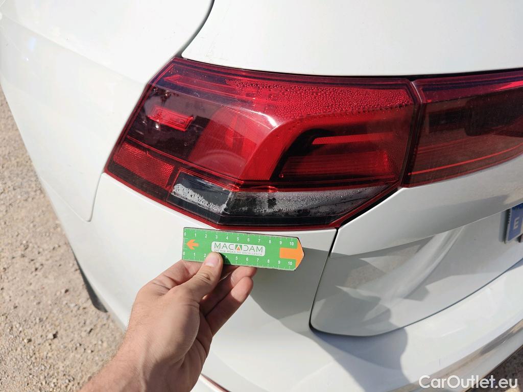 Volkswagen  Golf  VOLKSWAGEN / 2020 / 5P / familiar 2.0 TDI 85kW (115CV) DSG Variant #6