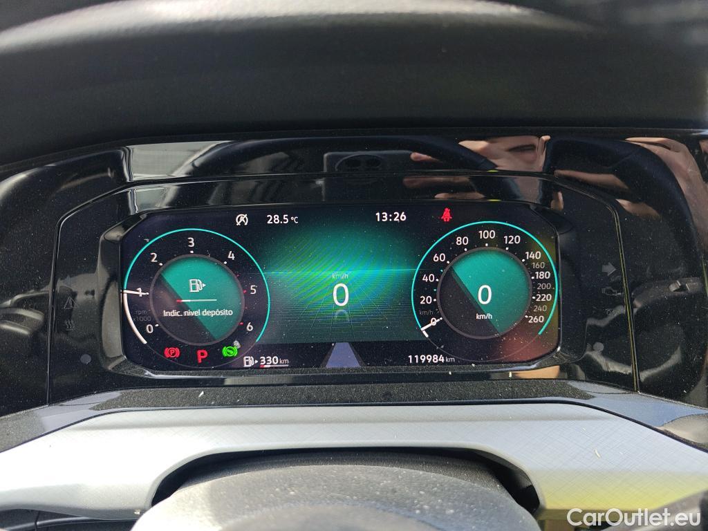 Volkswagen  Golf  VOLKSWAGEN / 2020 / 5P / familiar 2.0 TDI 85kW (115CV) DSG Variant #4