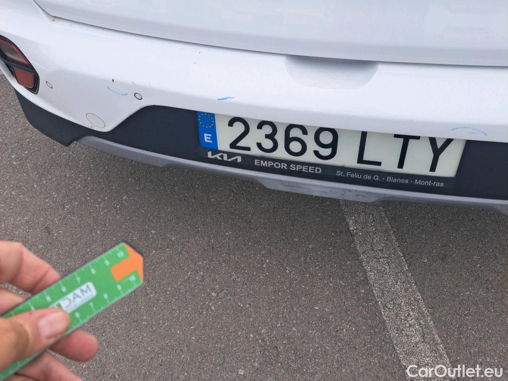 KIA  Niro KIA  / 2019 / 5P / crossover 1.6 GDi PHEV 104kW (141CV) Drive #10