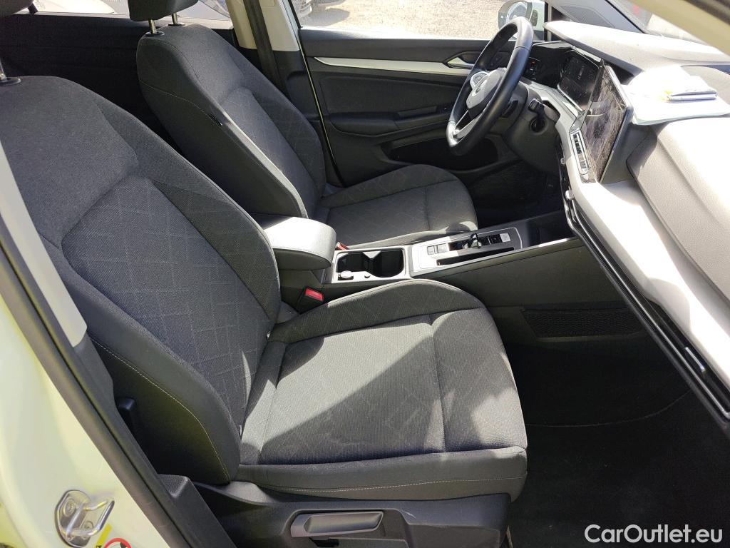 Volkswagen  Golf  VOLKSWAGEN / 2020 / 5P / familiar 2.0 TDI 85kW (115CV) DSG Variant #6