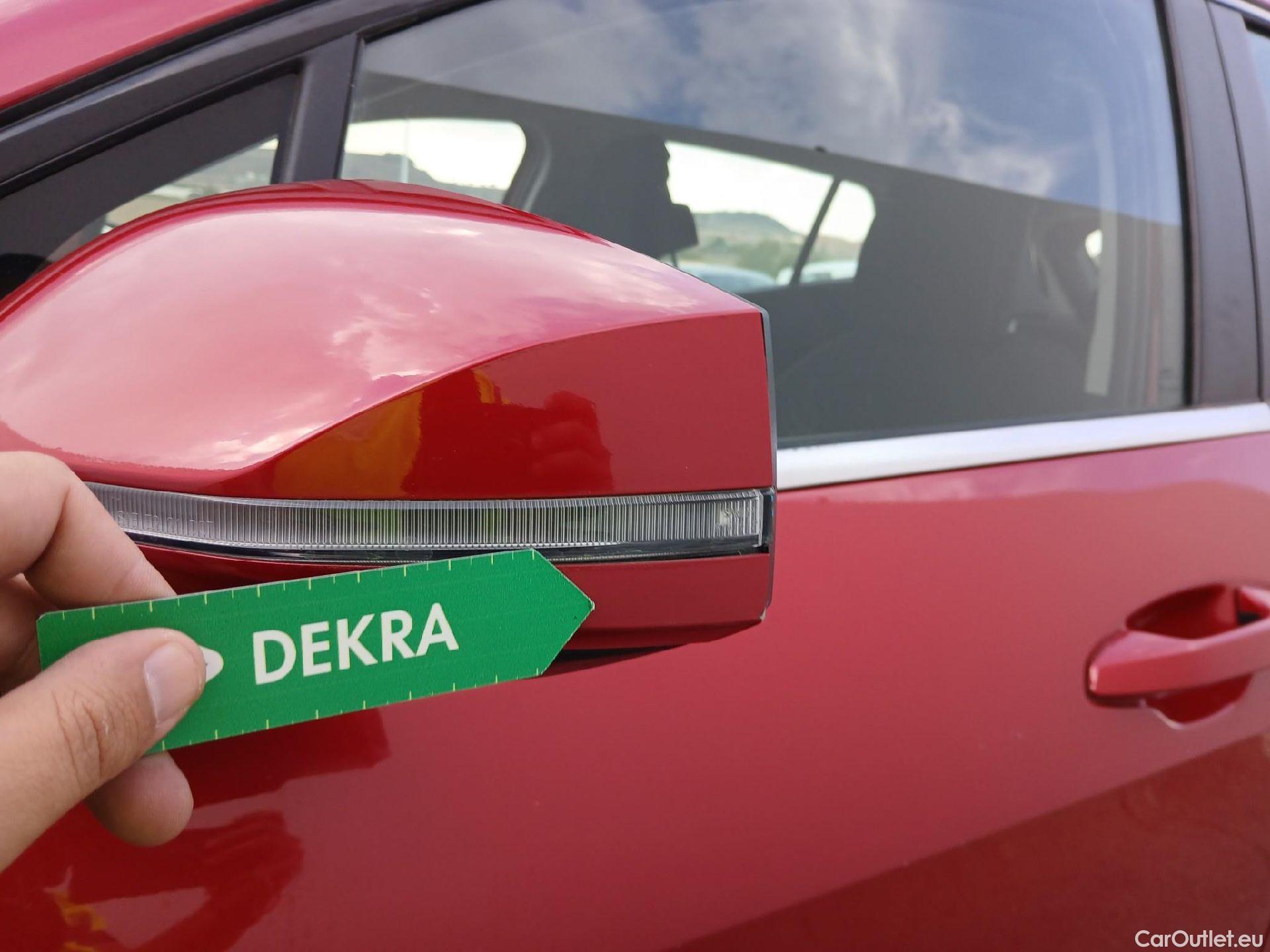 KIA  Sportage KIA  / 2022 / 5P / todoterreno 1.6 T-GDi MHEV 110kW (150CV) Drive 4x2 (AC2) #16