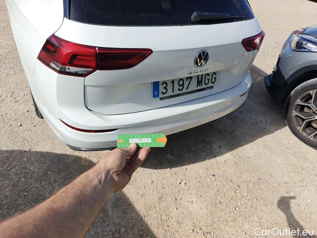 Volkswagen  Golf  VOLKSWAGEN / 2020 / 5P / familiar 2.0 TDI 85kW (115CV) DSG Variant #59