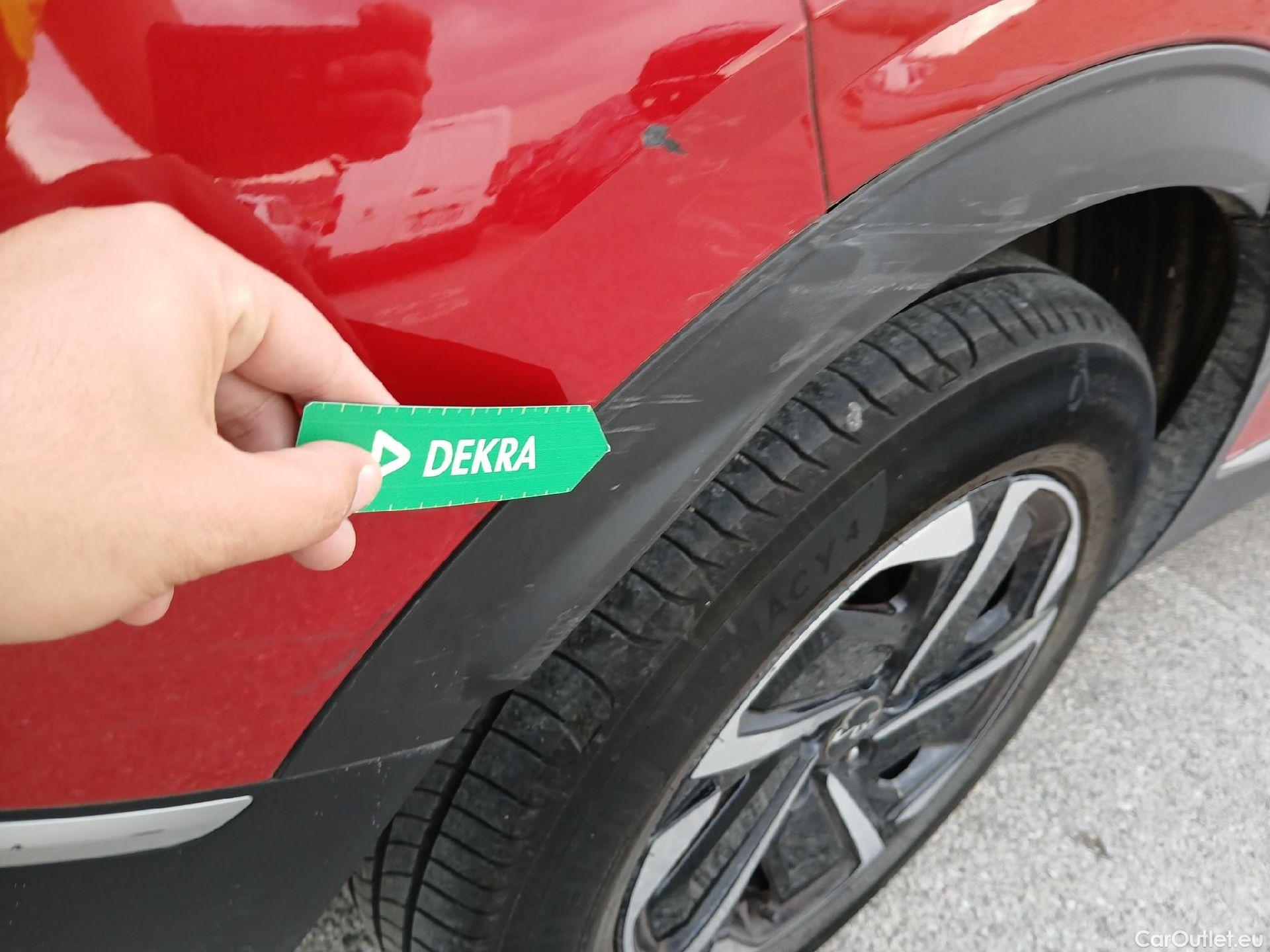 KIA  Sportage KIA  / 2022 / 5P / todoterreno 1.6 T-GDi MHEV 110kW (150CV) Drive 4x2 (AC2) #40