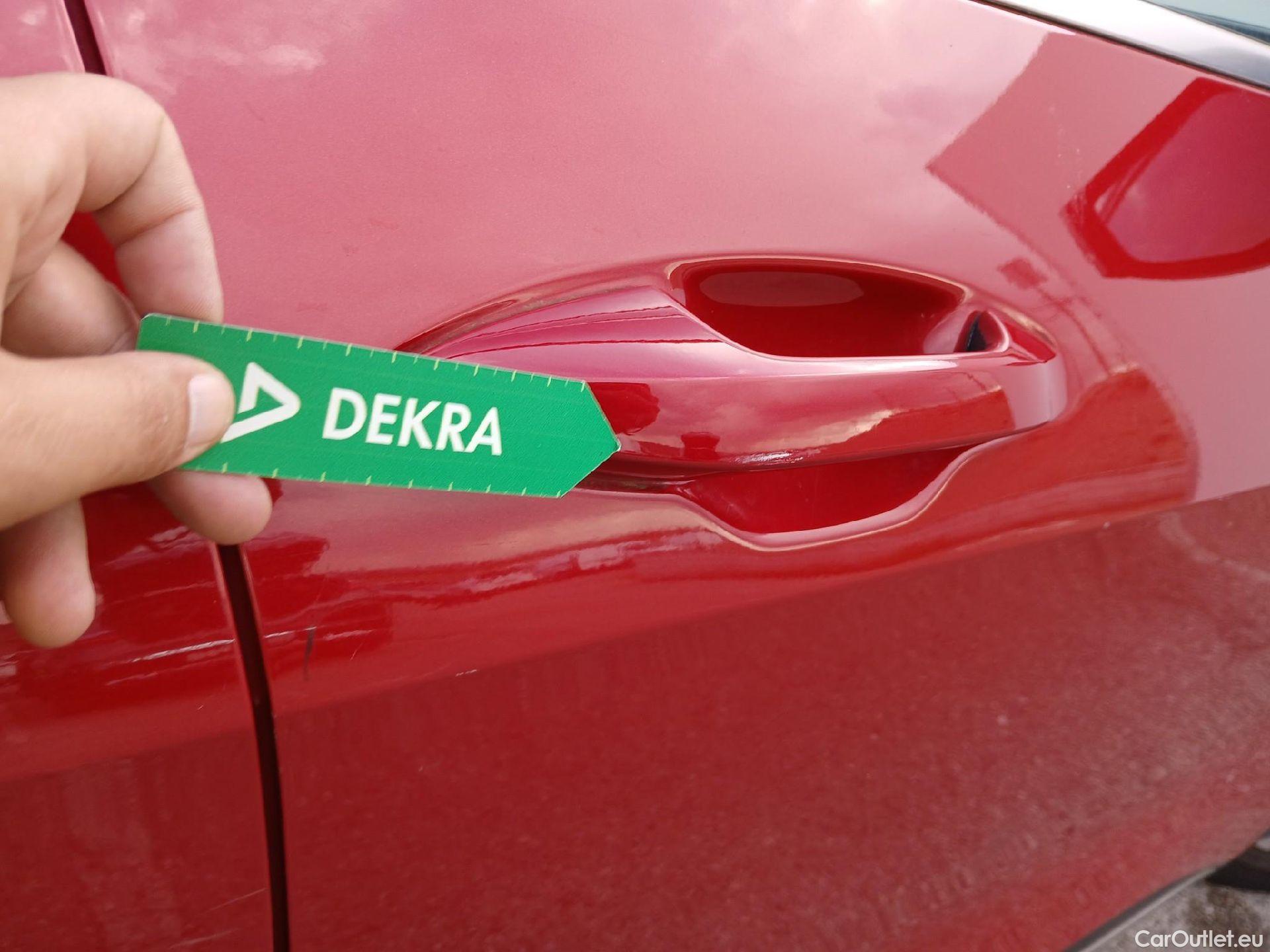 KIA  Sportage KIA  / 2022 / 5P / todoterreno 1.6 T-GDi MHEV 110kW (150CV) Drive 4x2 (AC2) #51