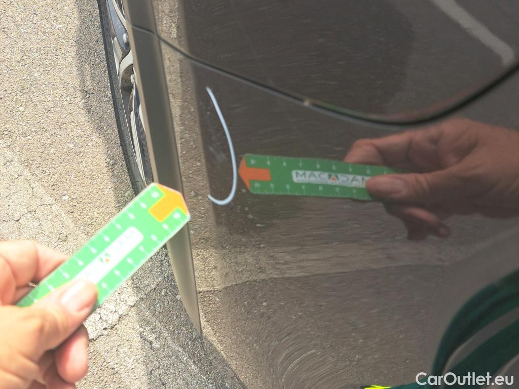 KIA  Niro  Drive 1.6 AT6 E6d #28