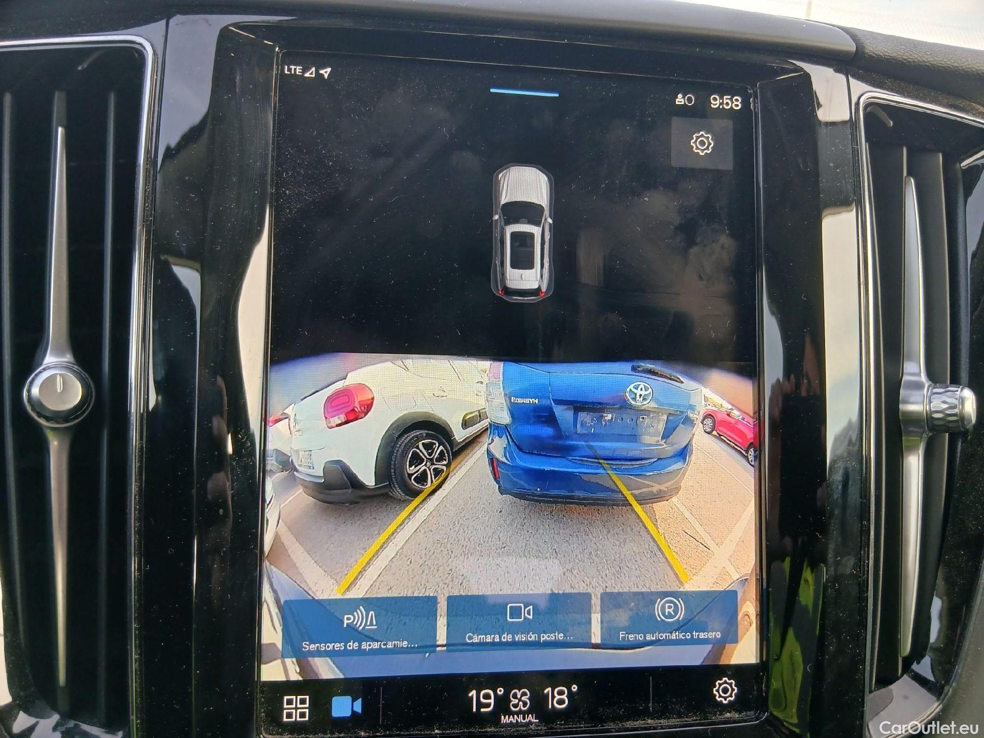 Volvo  XC60  Core 2WD 2.0 B4 195CV AT8 E6d #14