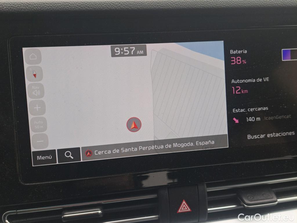 KIA  Niro KIA  / 2019 / 5P / crossover 1.6 GDi PHEV 104kW (141CV) Drive #12