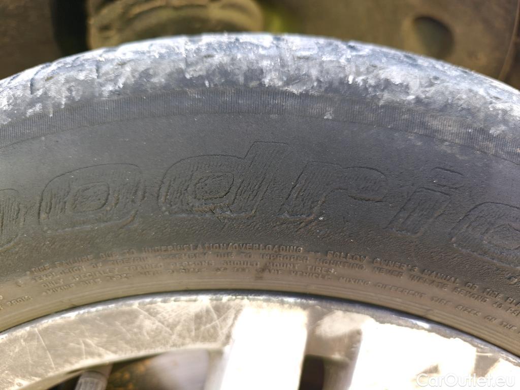 Volkswagen  Golf  VOLKSWAGEN / 2020 / 5P / familiar 2.0 TDI 85kW (115CV) DSG Variant #34