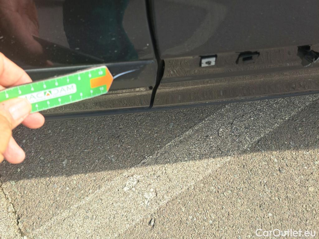 KIA  Niro  Drive 1.6 AT6 E6d #60