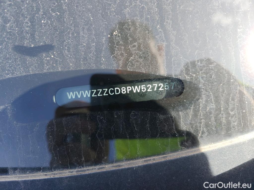 Volkswagen  Golf  VOLKSWAGEN / 2020 / 5P / familiar 2.0 TDI 85kW (115CV) DSG Variant #17