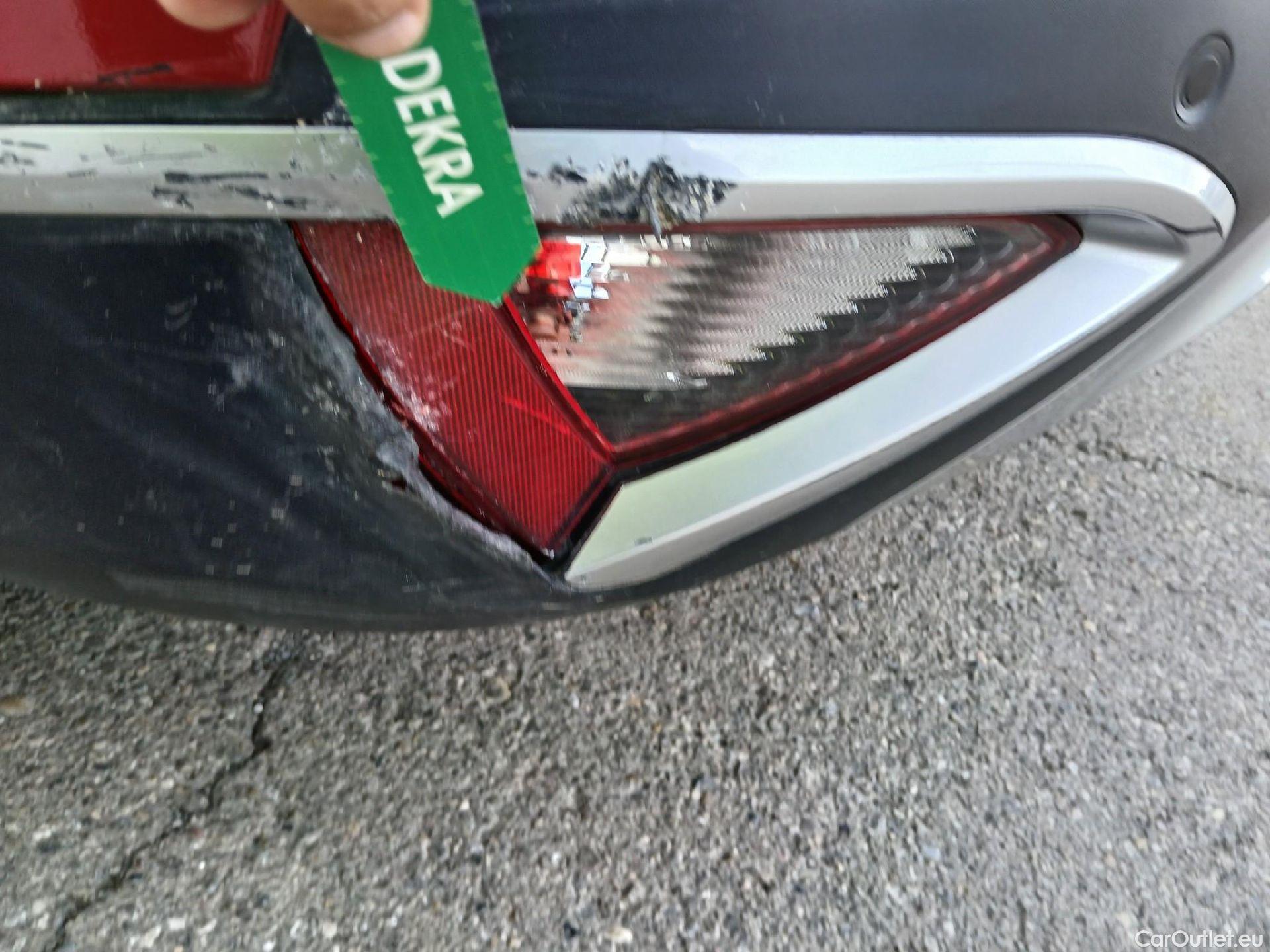 KIA  Sportage KIA  / 2022 / 5P / todoterreno 1.6 T-GDi MHEV 110kW (150CV) Drive 4x2 (AC2) #32