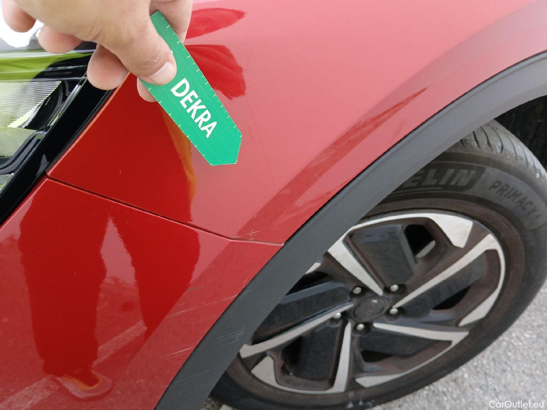 KIA  Sportage KIA  / 2022 / 5P / todoterreno 1.6 T-GDi MHEV 110kW (150CV) Drive 4x2 (AC2) #13