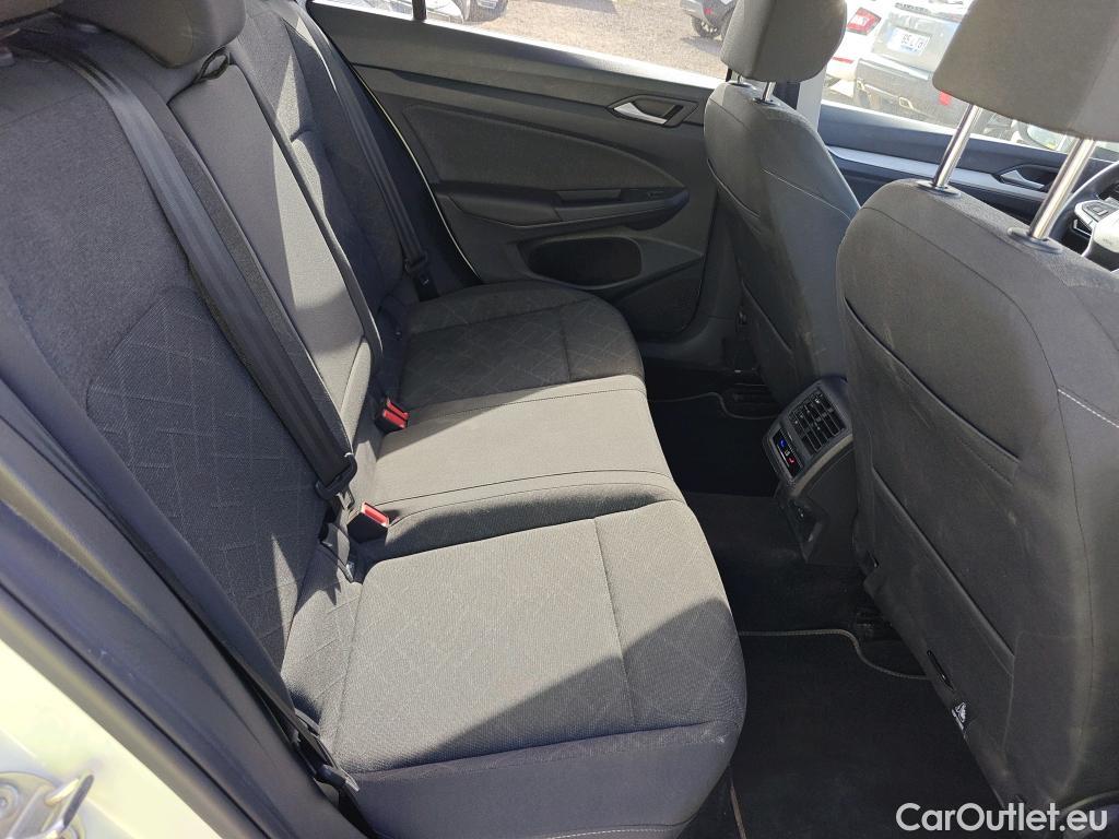 Volkswagen  Golf  VOLKSWAGEN / 2020 / 5P / familiar 2.0 TDI 85kW (115CV) DSG Variant #7