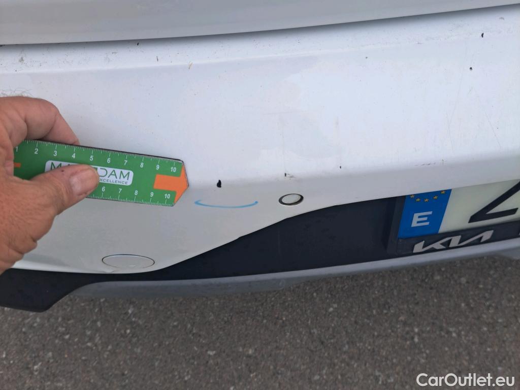 KIA  Niro KIA  / 2019 / 5P / crossover 1.6 GDi PHEV 104kW (141CV) Drive #5