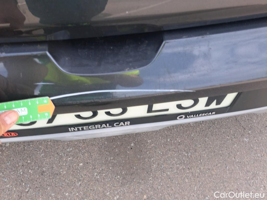 KIA  Niro  Drive 1.6 AT6 E6d #26