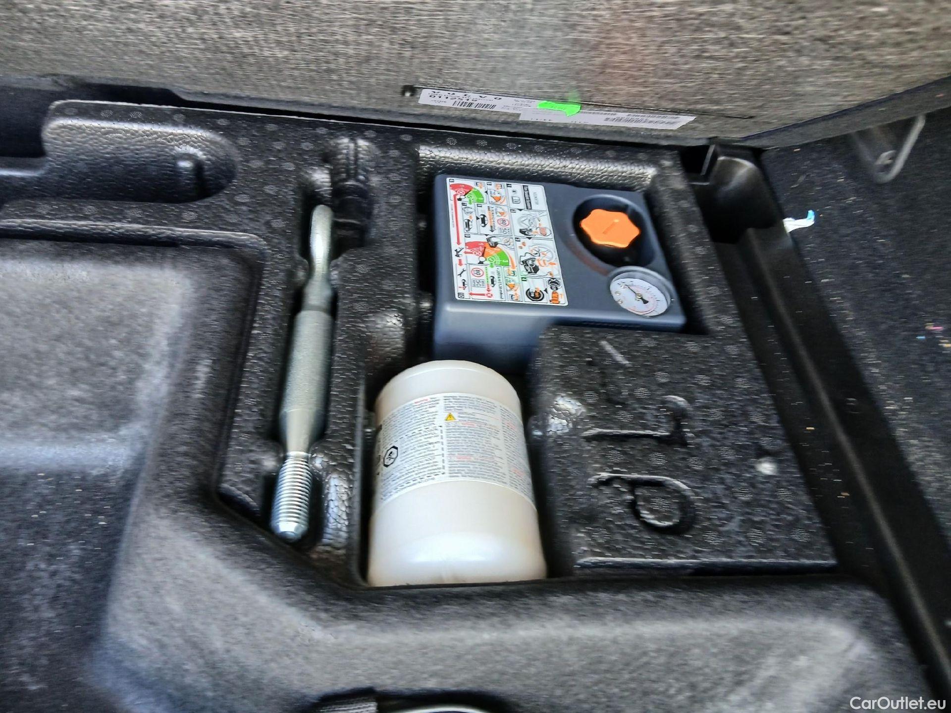 Volvo  XC60  Core 2WD 2.0 B4 195CV AT8 E6d #15