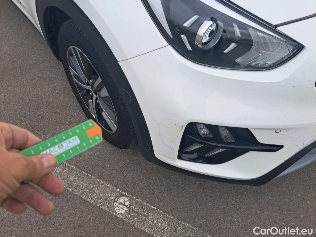 KIA  Niro KIA  / 2019 / 5P / crossover 1.6 GDi PHEV 104kW (141CV) Drive #7