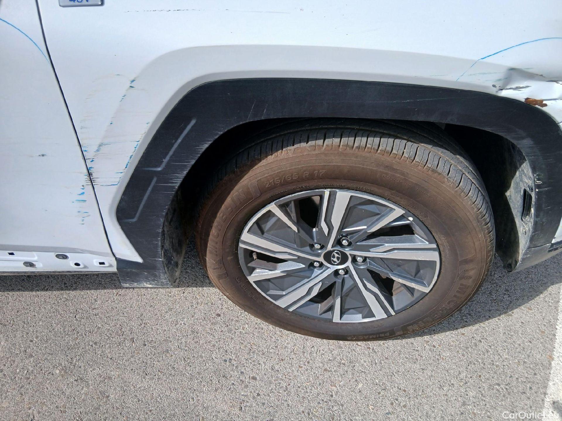  Hyundai  Tucson HYUNDAI  / 2020 / 5P / todoterreno 1.6 CRDI 100kW (136CV) 48V Maxx DCT #109