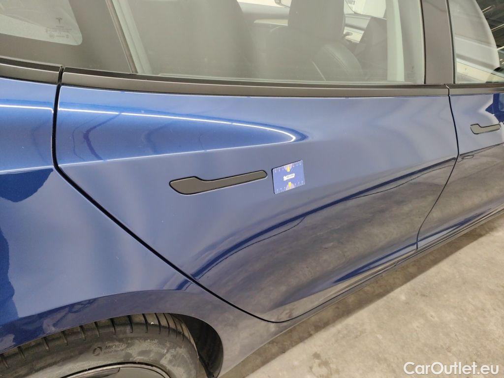 Tesla  Model 3 Tesla  Standard RWD Plus 4d #46