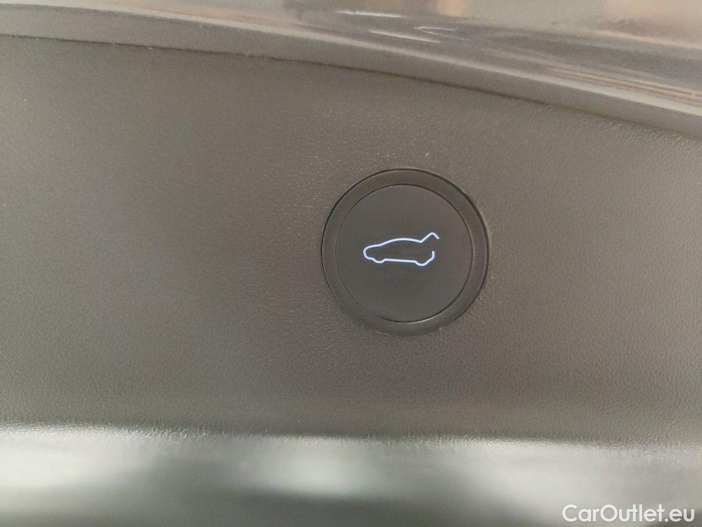 Tesla  Model 3 Tesla  Standard RWD Plus 4d #30