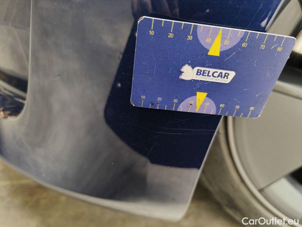 Tesla  Model 3 Tesla  Standard RWD Plus 4d #28