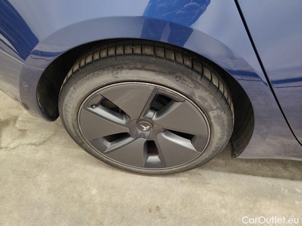 Tesla  Model 3 Tesla  Standard RWD Plus 4d #49