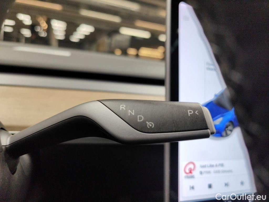 Tesla  Model 3 Tesla  Standard RWD Plus 4d #24