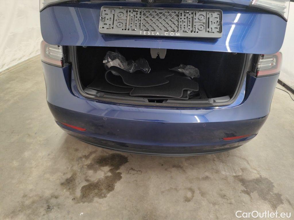 Tesla  Model 3 Tesla  Standard RWD Plus 4d #35