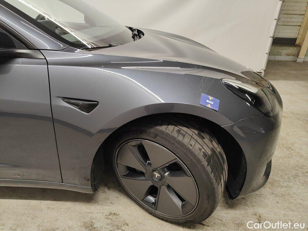 Tesla  Model 3 Tesla  Standard RWD Plus 4d #25