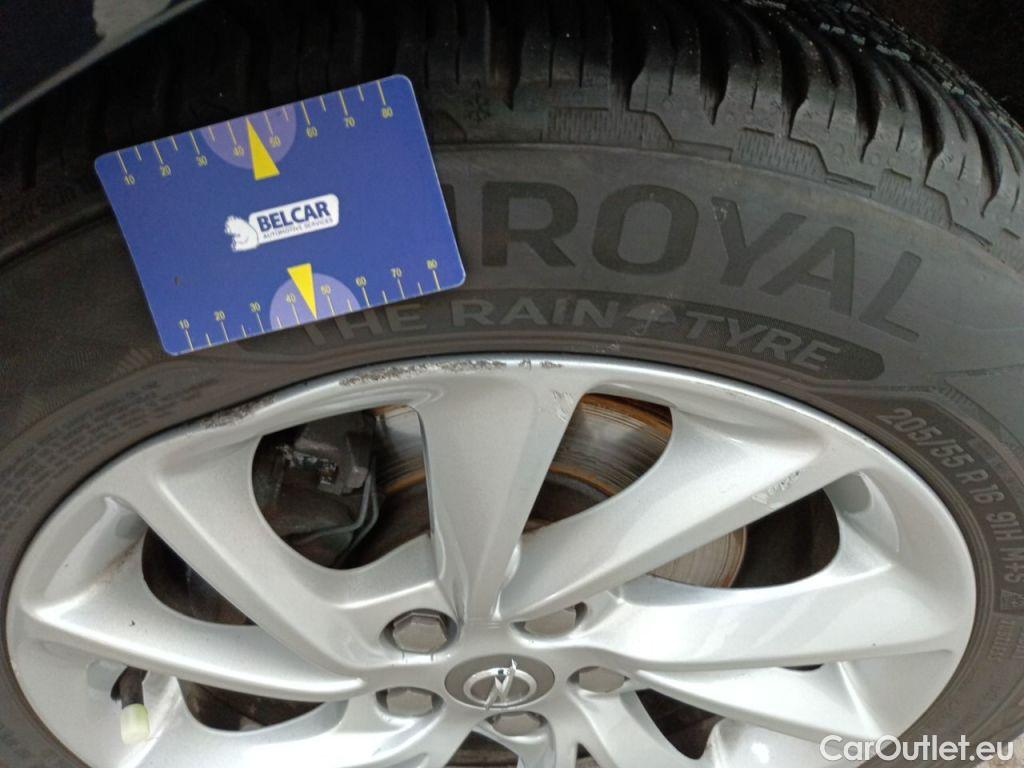 Opel  Astra Opel  Sports Tourer 1.5 Turbo D 90kW S/S Elegance Auto 5d #68