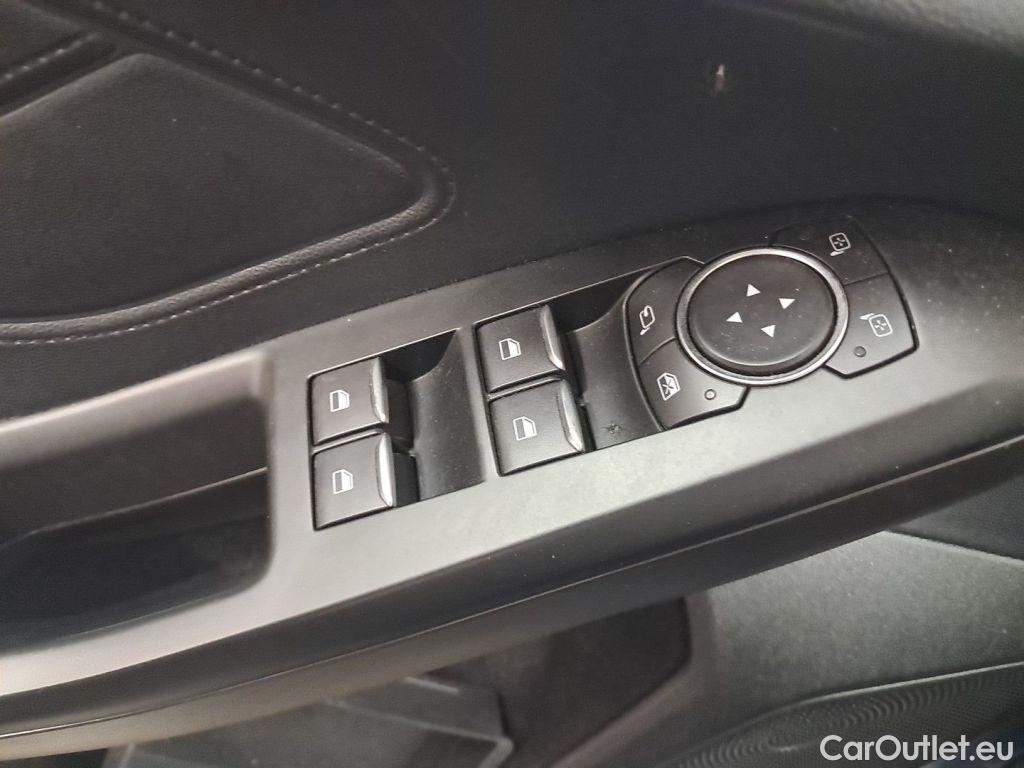 Ford  Focus Ford  Clipper 1.5 EcoBlue 88kW Connected 5d #40