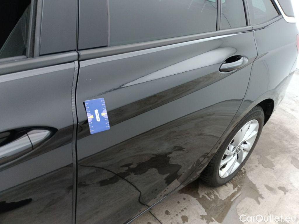 Opel  Astra Opel  Sports Tourer 1.5 Turbo D 90kW S/S Elegance Auto 5d #40