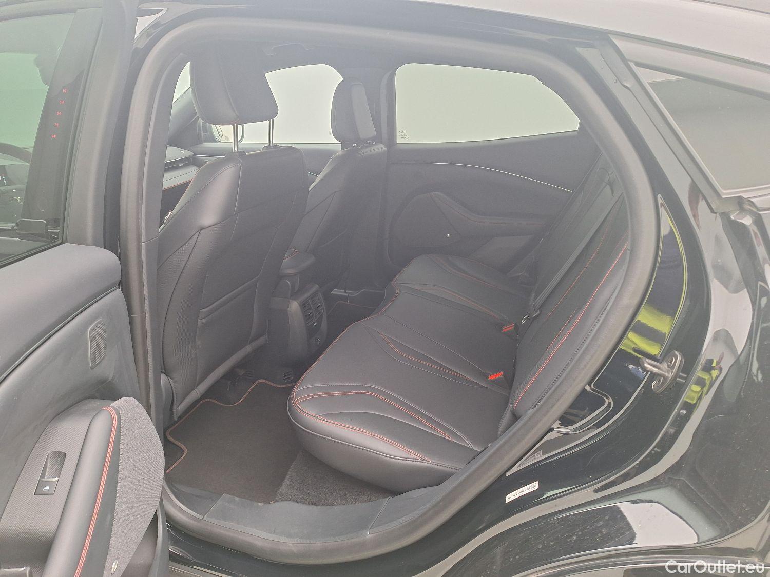 Ford  Mustang Ford,  '20 BEV, Ford  Mach-E 76kWh 190kW Standard Range AWD #4