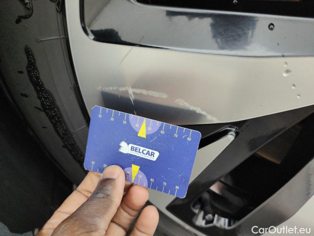 Volkswagen  ID.4 Volkswagen  77kWh Pro Life 5d #52