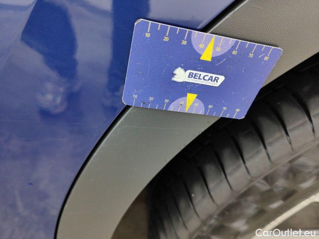 Volkswagen  ID.4 Volkswagen  77kWh Pro Life 5d #40