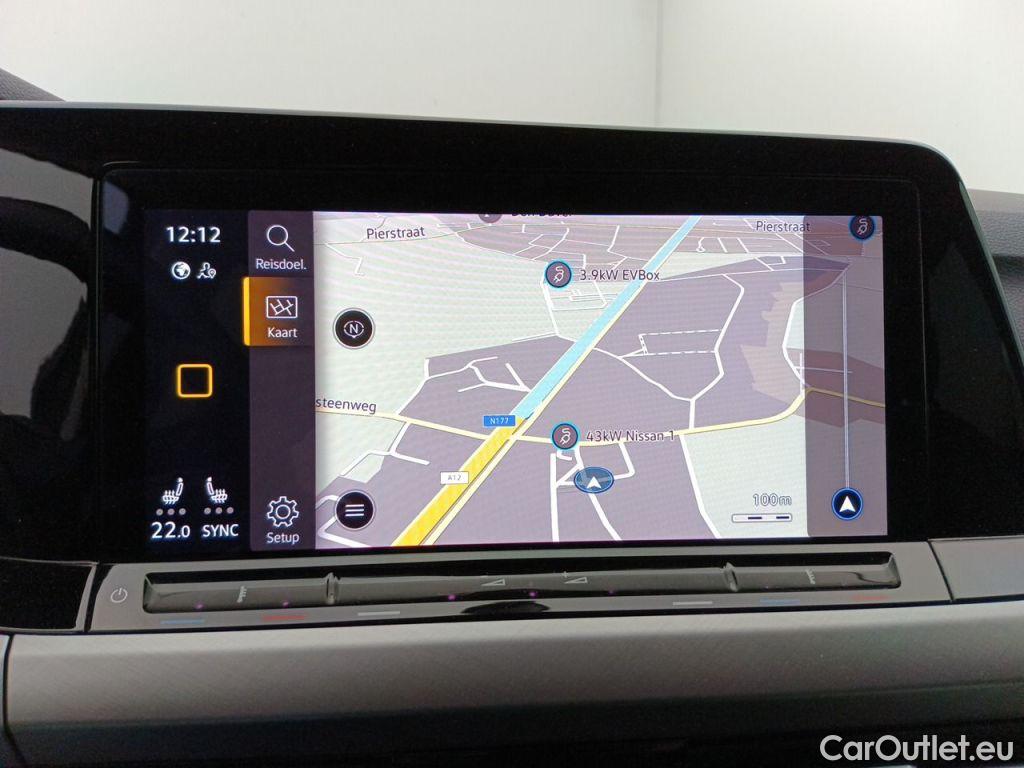 Volkswagen  Golf  Volkswagen Variant VIII 1.0 eTSI 81kW DSG Life 5d #13