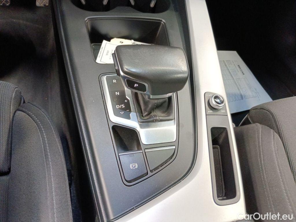 Audi  A4 Audi  Avant 2.0 30 TDi 100kW S tronic Business Ed 5d #28