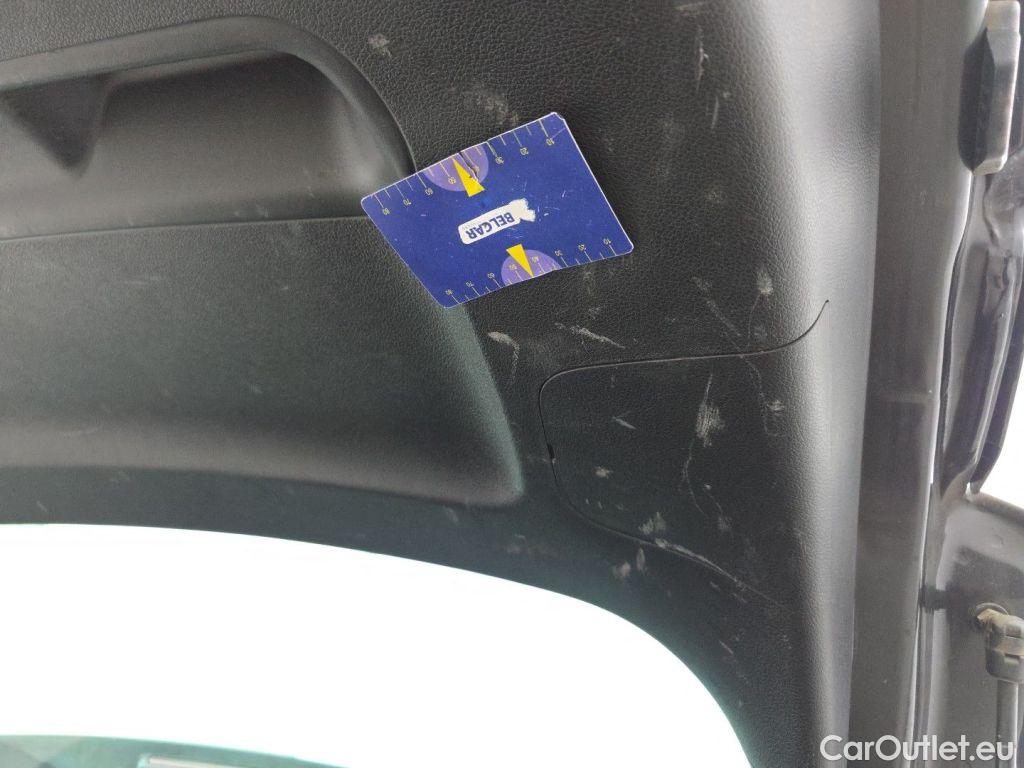 KIA  Sportage KIA  More 1.6 CRDi 115 ISG 5d #39