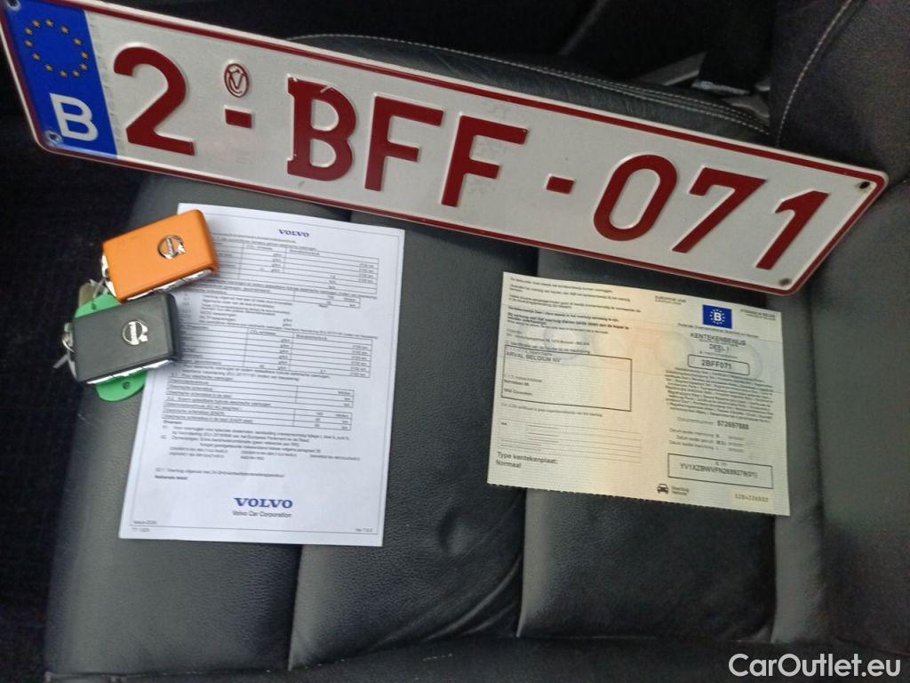 Volvo  XC 40 Volvo XC40 T4 Recharge Geartronic Inscription Expr. 5d #4