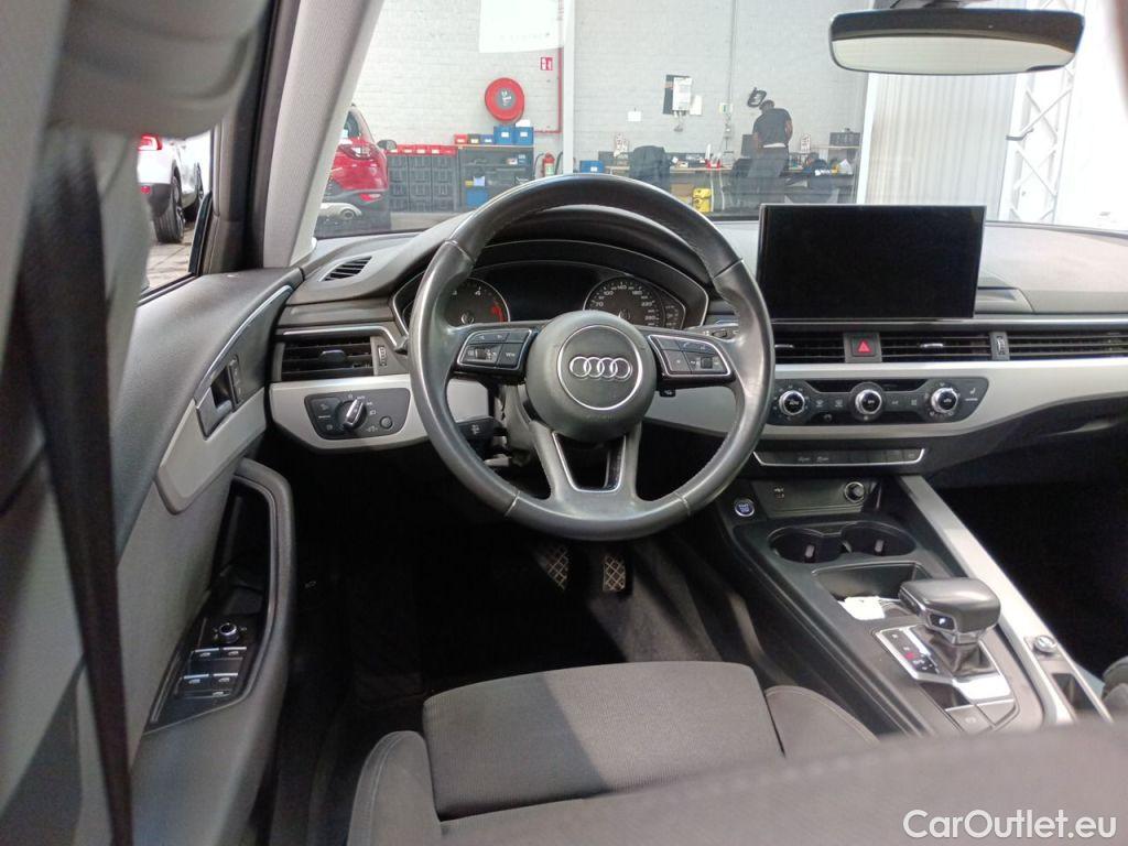 Audi  A4 Audi  Avant 2.0 30 TDi 100kW S tronic Business Ed 5d #9