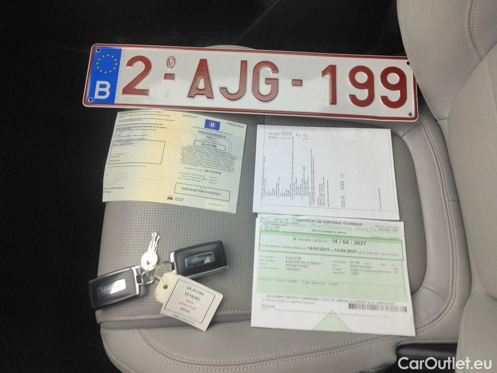 Jaguar  E-PACE Jaguar  P300e Aut. AWD R-Dynamic S 5d #4