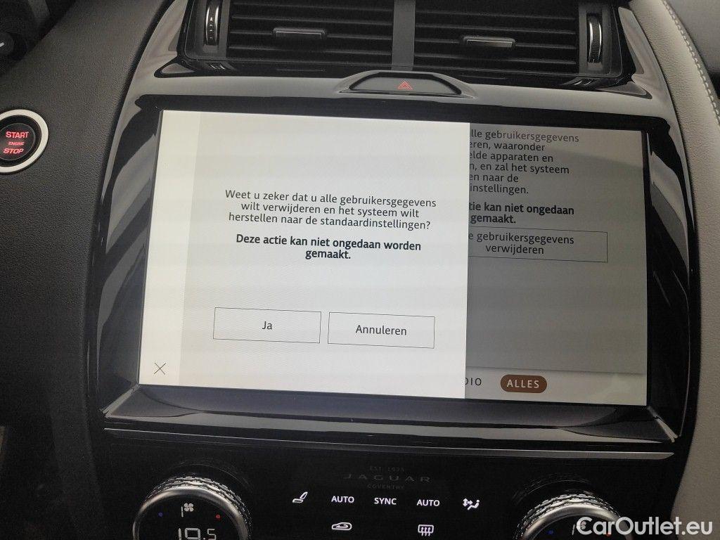 Jaguar  E-PACE Jaguar  P300e Aut. AWD R-Dynamic S 5d #14