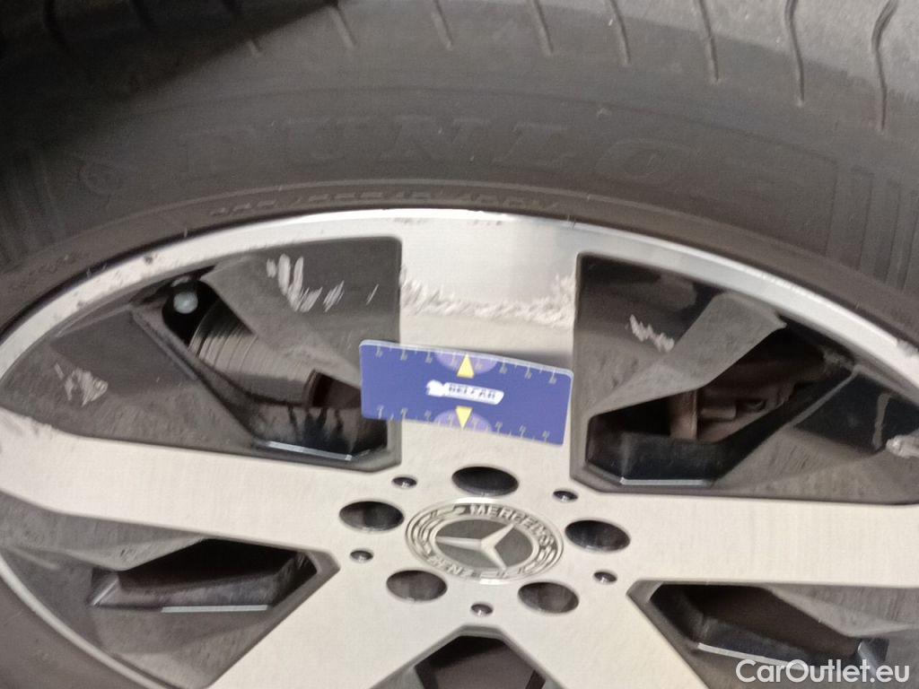 Mercedes  GLB Mercedes-Benz   180 d Business Solution 5d #71