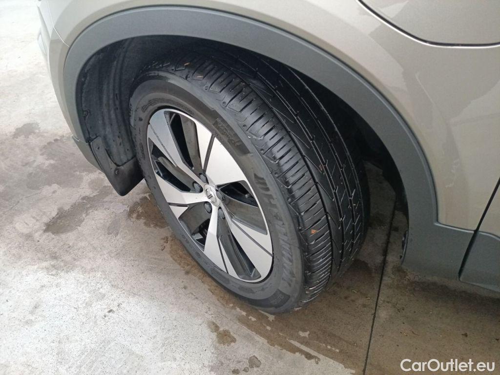 Volvo  XC 40 Volvo XC40 T4 Recharge Geartronic Inscription Expr. 5d #20