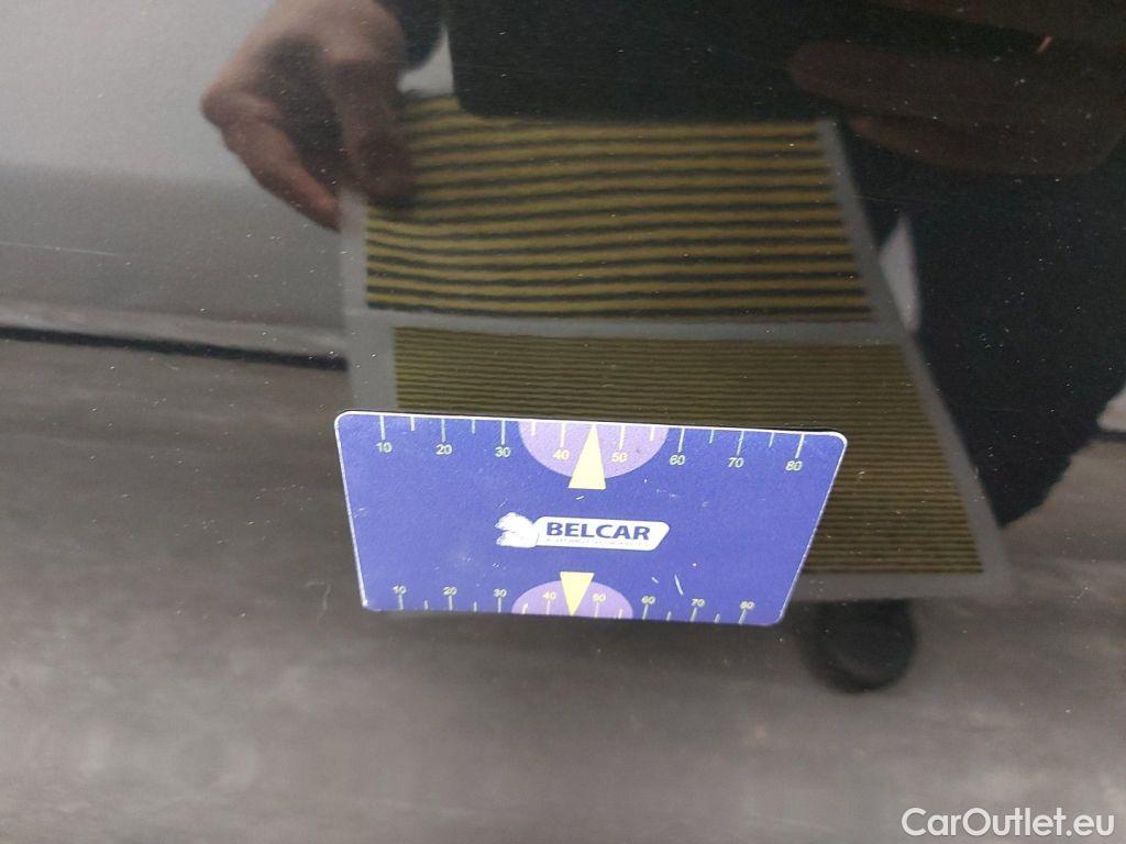 Bmw  Serie 3 BMW 3 Reeks Touring 318dA (100 kW) 5d #20