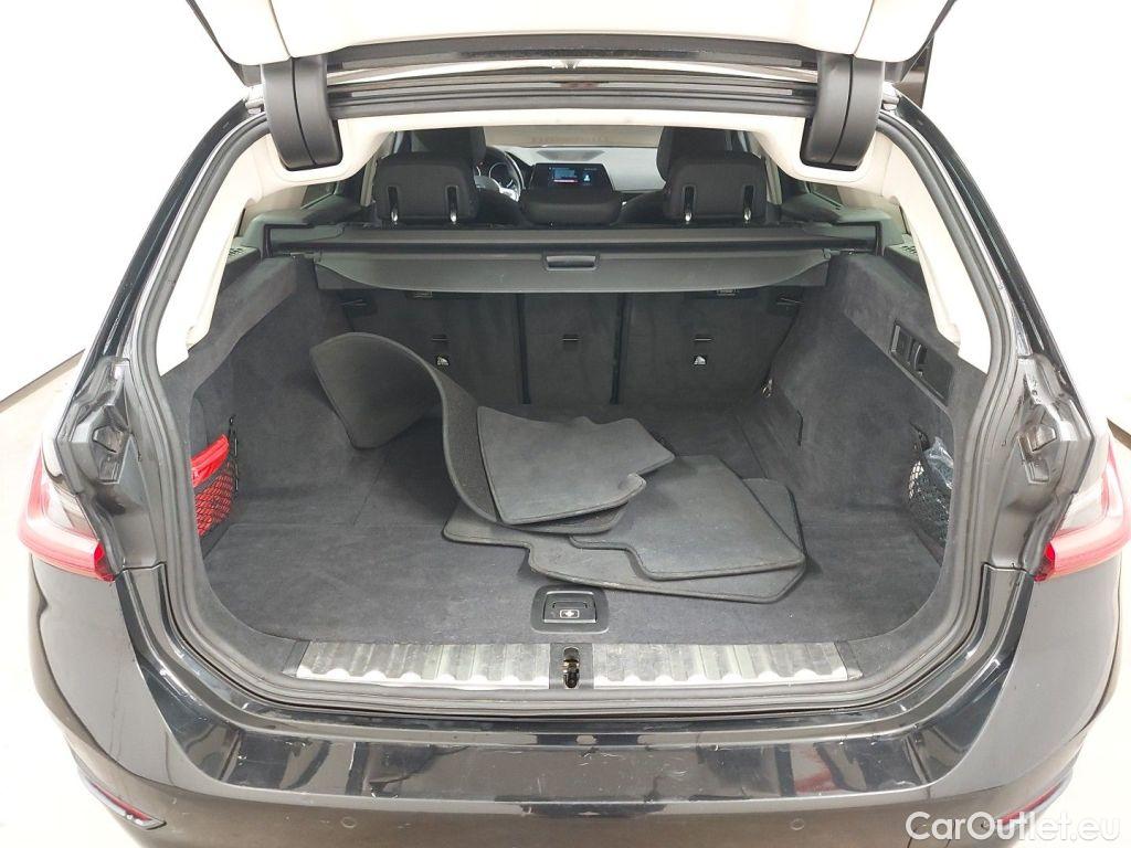 Bmw  Serie 3 BMW 3 Reeks Touring 318dA (100 kW) 5d #15